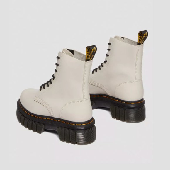 AUDRICK NAPPA LEATHER PLATFORM CHELSEA BOOTS MSRP$220 in Cobble Stone Grey - Picture 9 of 11